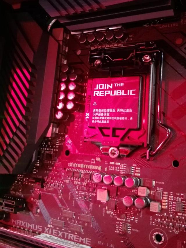 Ҏ7999Ԫ߀ROG M11A״